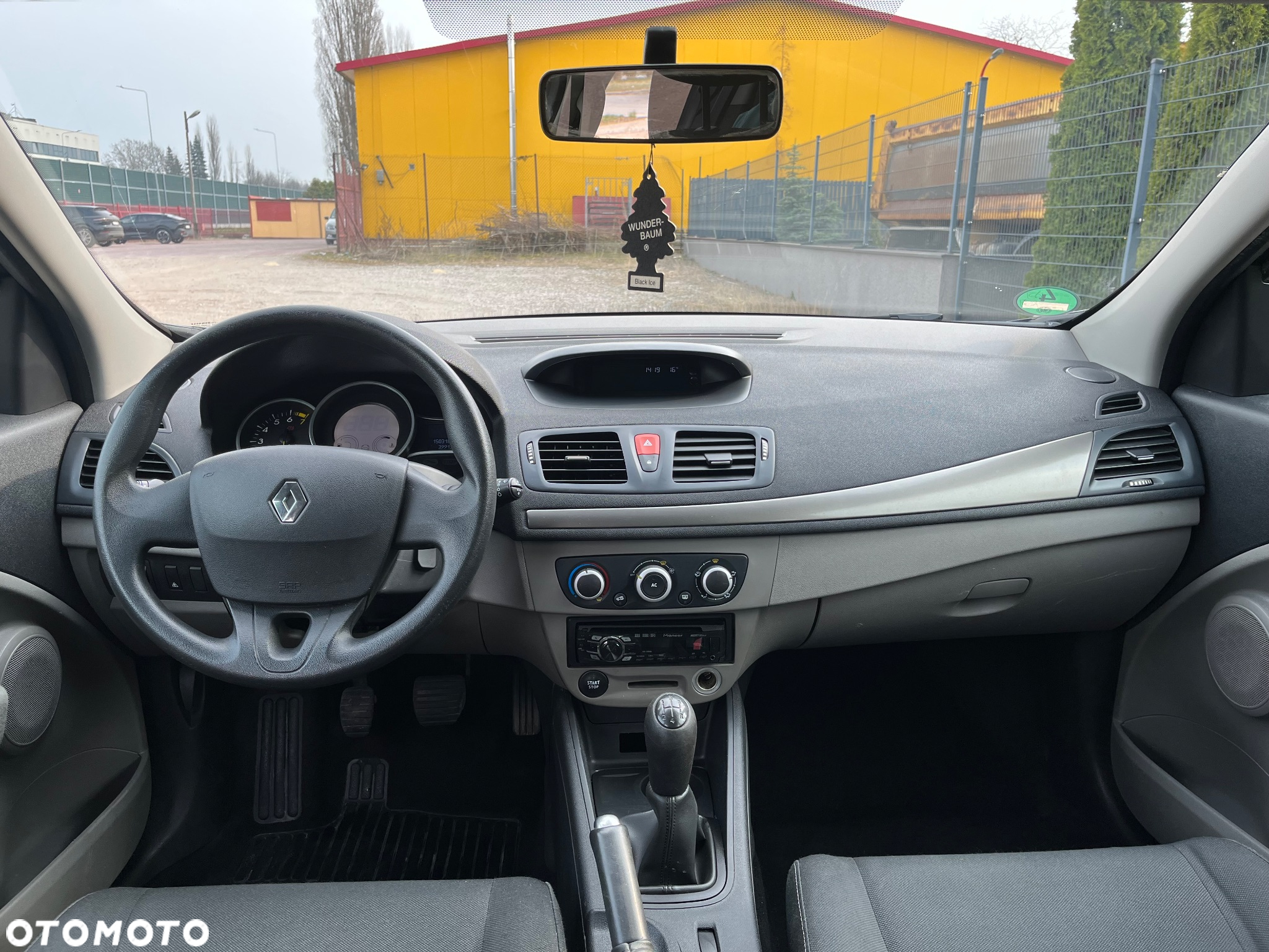 Renault Megane 1.6 16V 110 Dynamique - 13