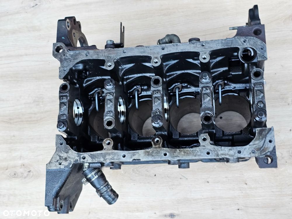 BLOK SILNIKA OPEL ASTRA J MERIVA B ZAFIRA C MOKKA 1.7 CDTI A17DTE 2360040 - 5