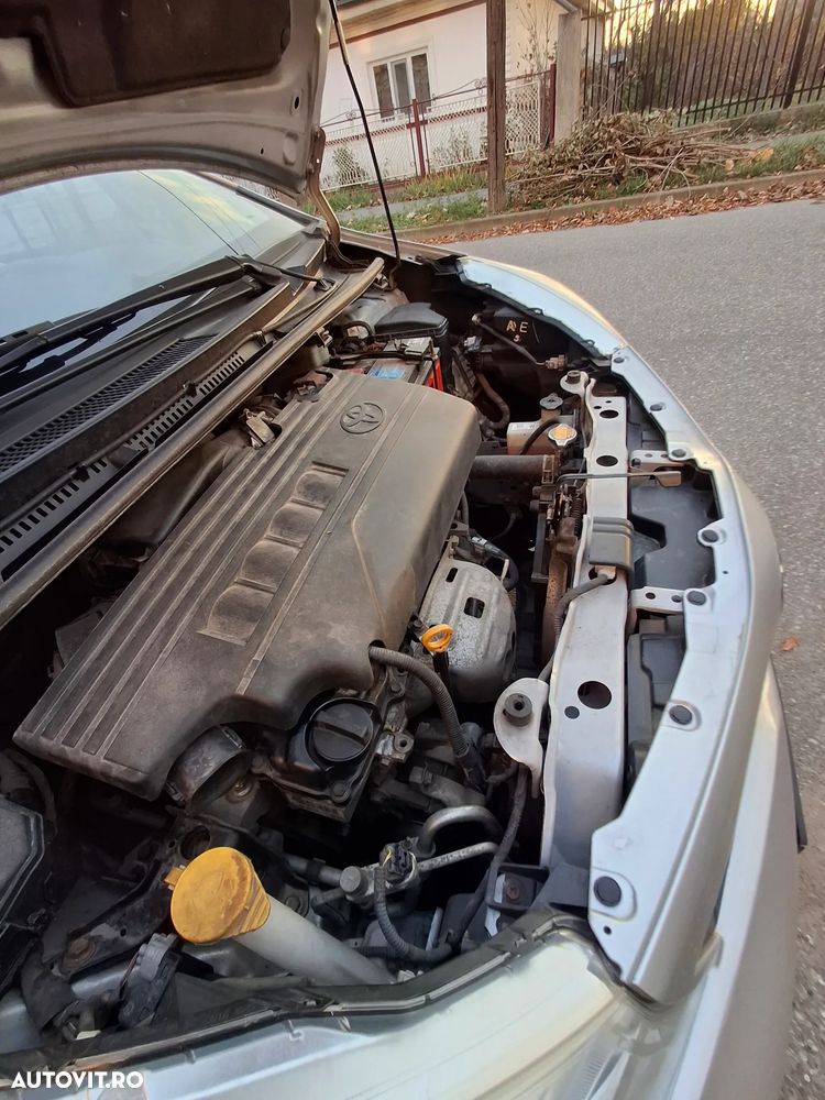 Toyota Yaris 1.3 VVT-i Terra - 6