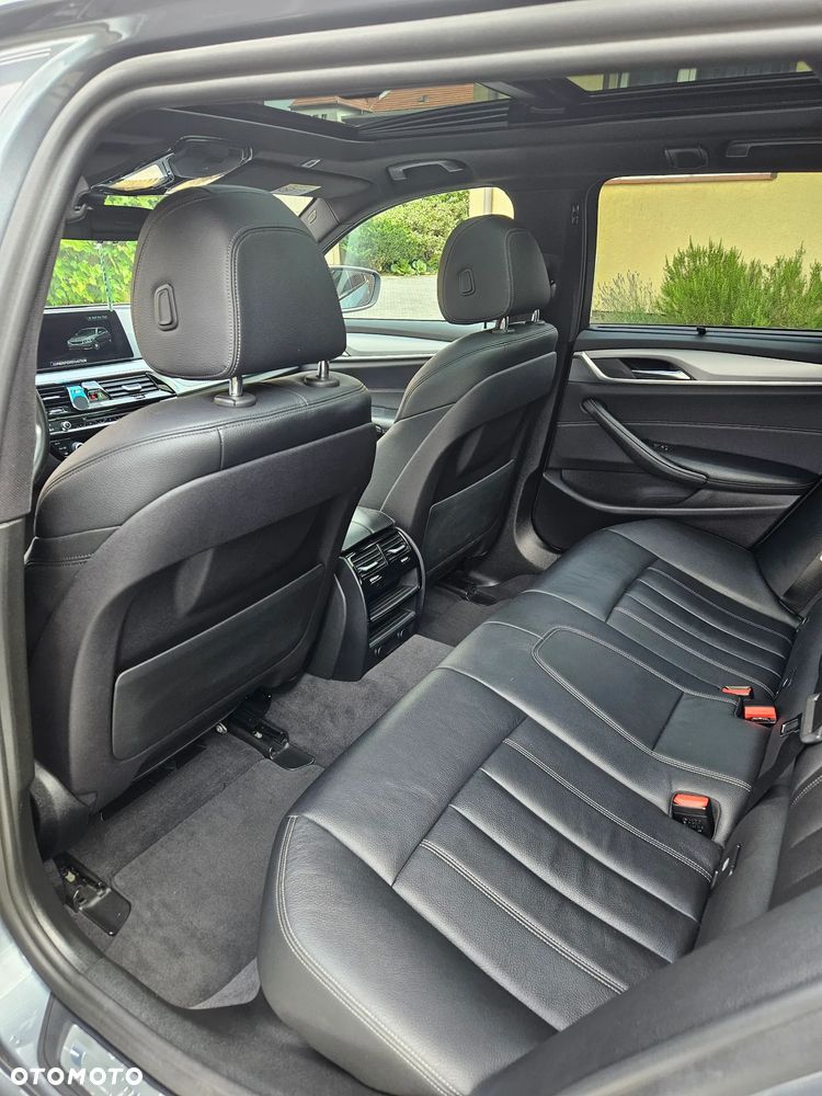 BMW Seria 5 520d - 11