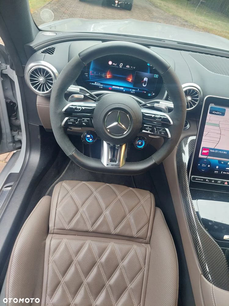 Mercedes-Benz SL AMG 63 4-Matic+ - 11