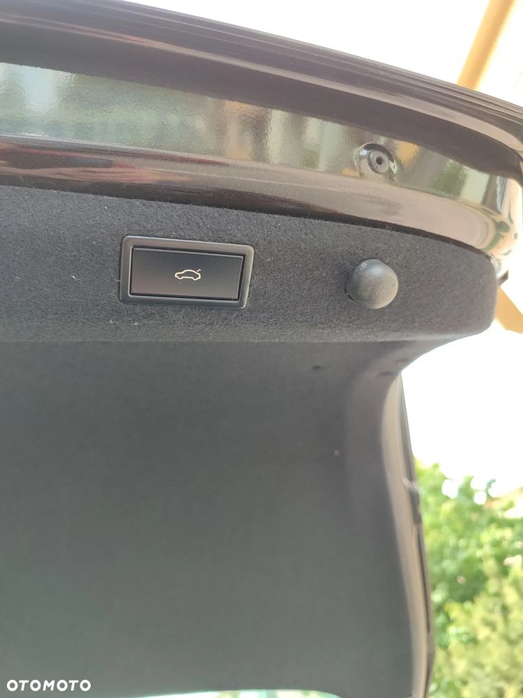 Skoda Superb 2.0 TDI L&K DSG - 20