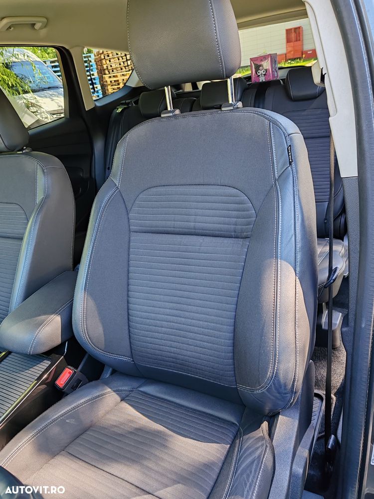 Ford Kuga 1.5 EcoBoost 2WD Titanium - 11