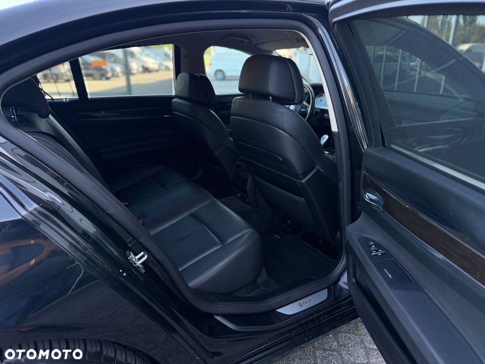 BMW Seria 7 730d - 18