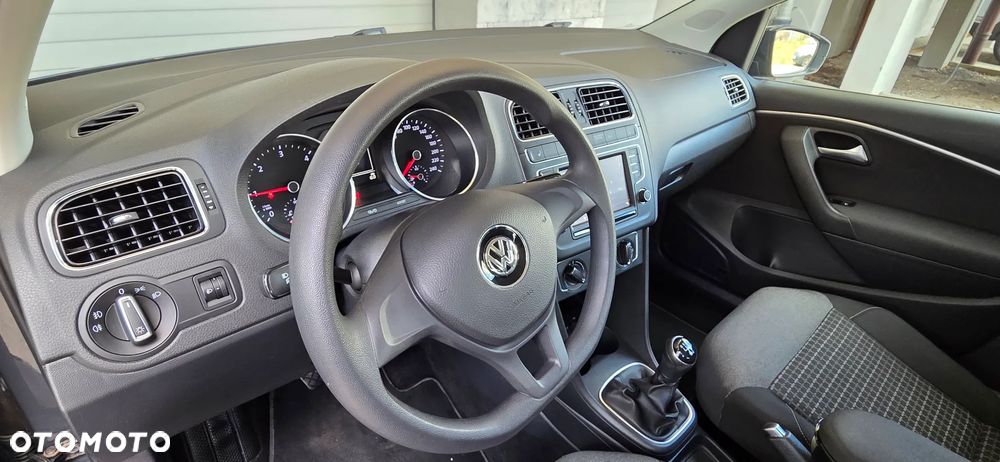 Volkswagen Polo - 14