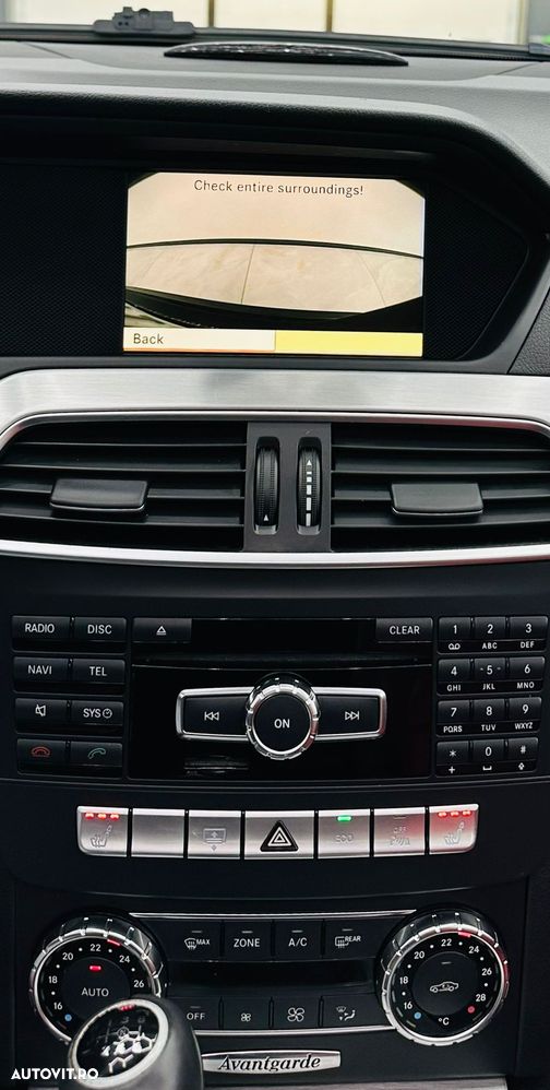 Mercedes-Benz C 200 CDI DPF (BlueEFFICIENCY) Avantgarde - 26