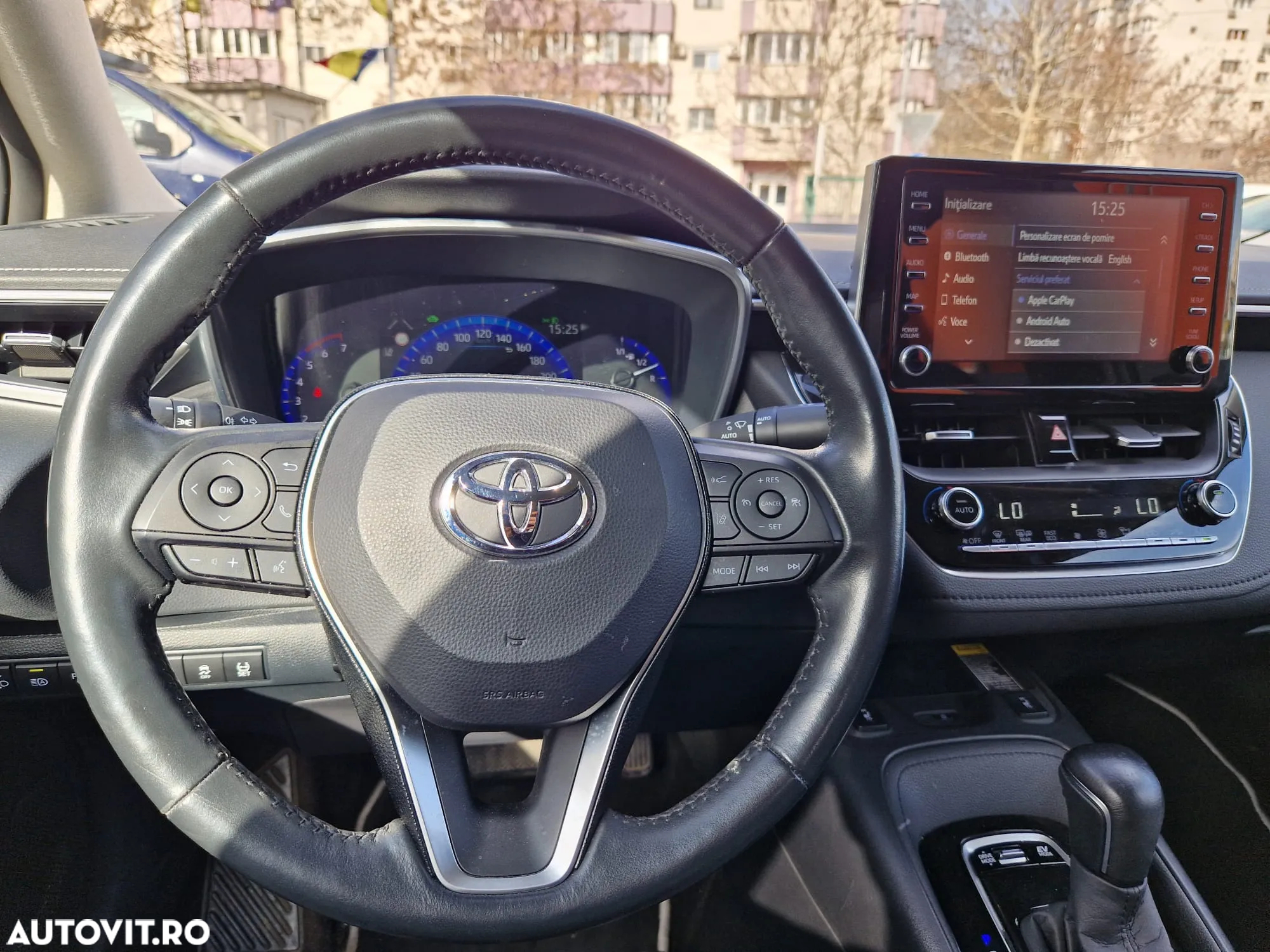 Toyota Corolla 1.8 HSD Exclusive interior Negru - 10