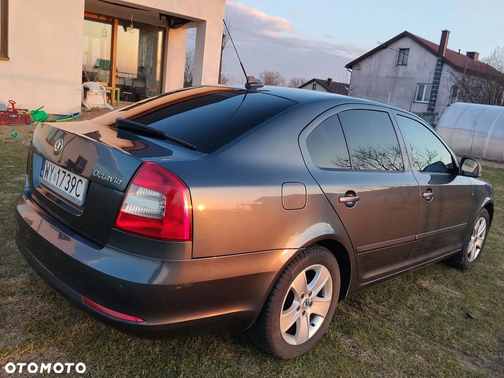 Skoda Octavia 1.8 TSI Ambiente - 4