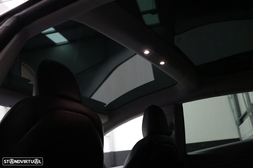 Tesla Model 3 Performance Dual Motor AWD - 14