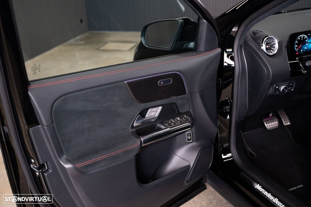 Mercedes-Benz GLA 250 e 8G-DCT - 14