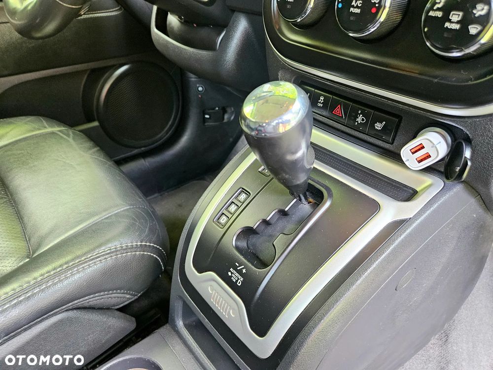 Jeep Compass 2.0 4x2 North - 16