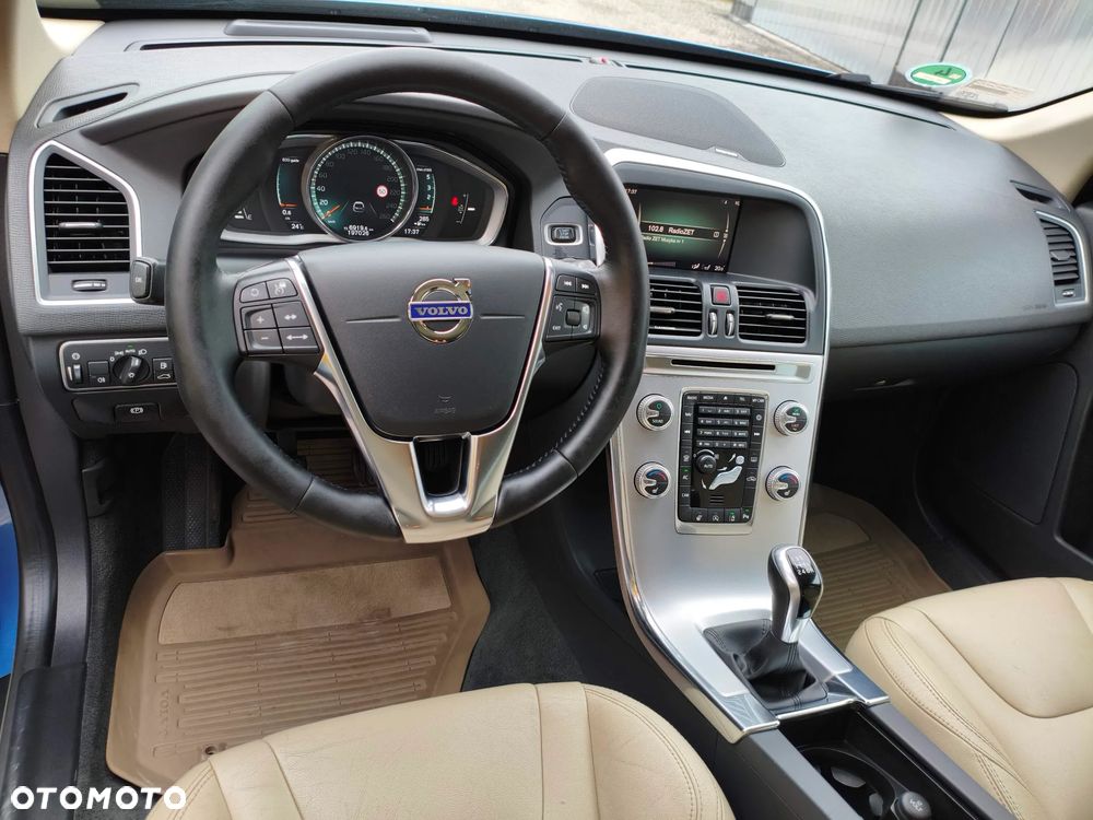Volvo XC 60 D4 Drive-E Summum - 5