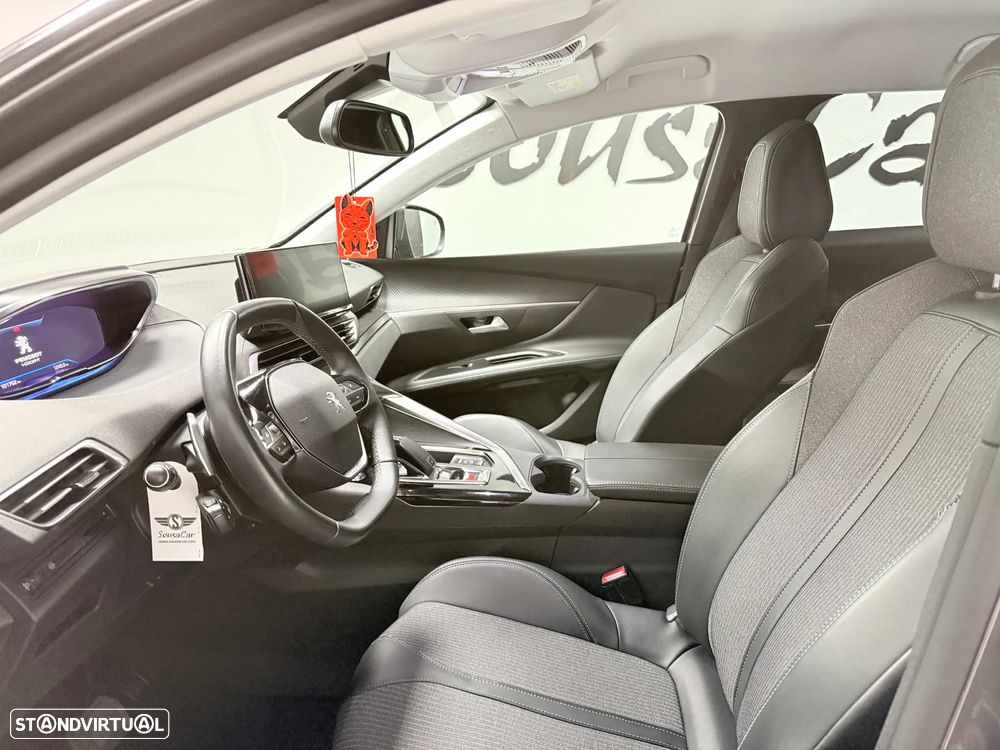 Peugeot 3008 PureTech 130 Stop & Start GPF EAT8 Allure - 26