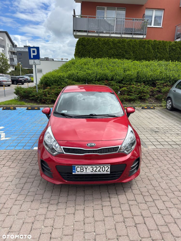 Kia Rio 1.2 L - 5