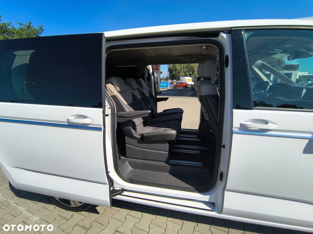 Volkswagen Multivan - 24