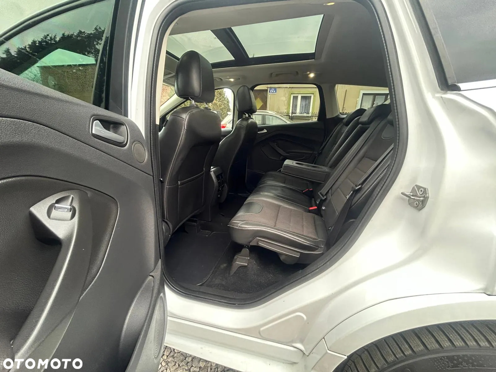 Ford Kuga 2.0 TDCi 4x4 Individual - 26