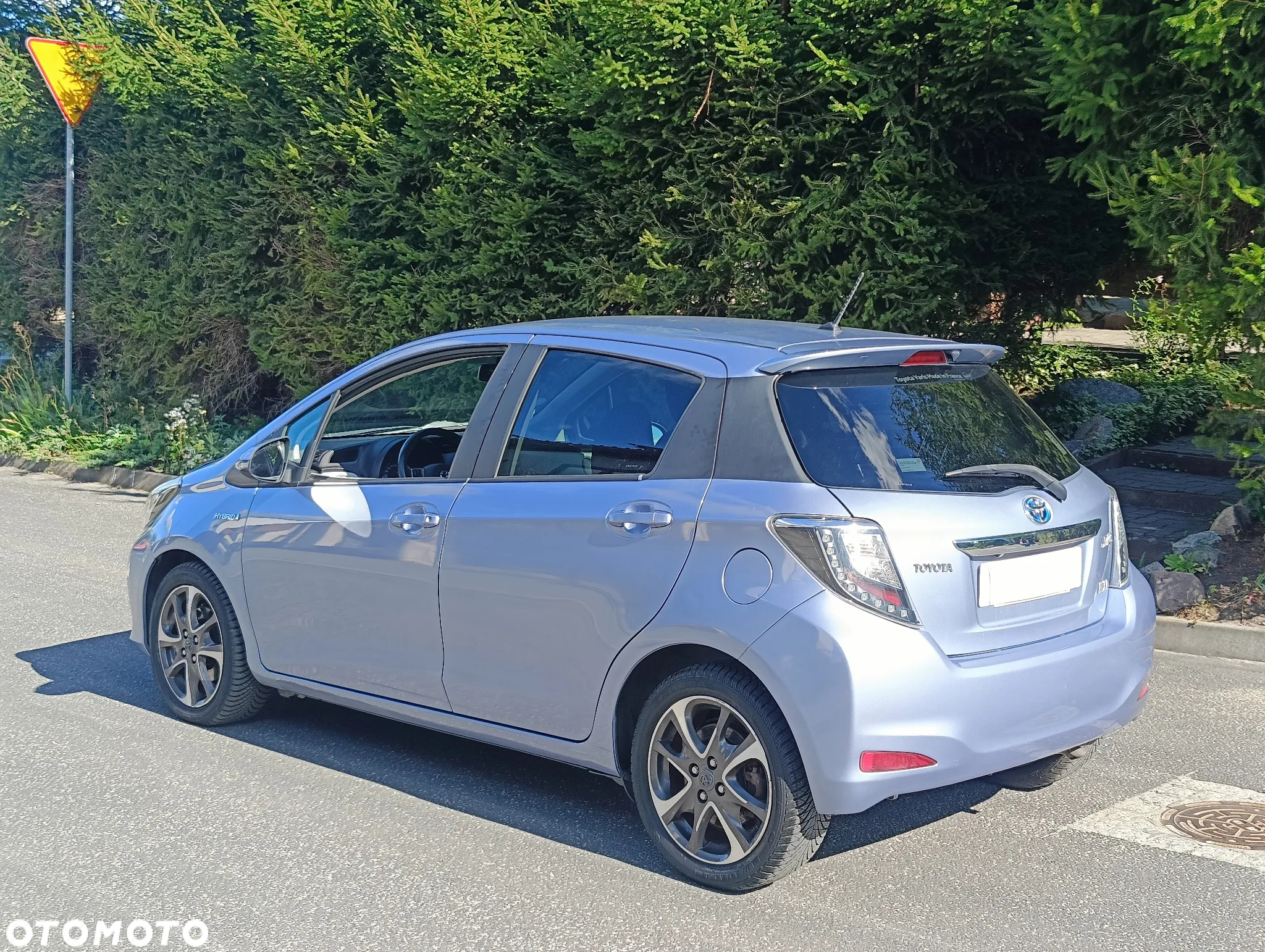 Toyota Yaris Hybrid 1.5 VVT-i Style - 2
