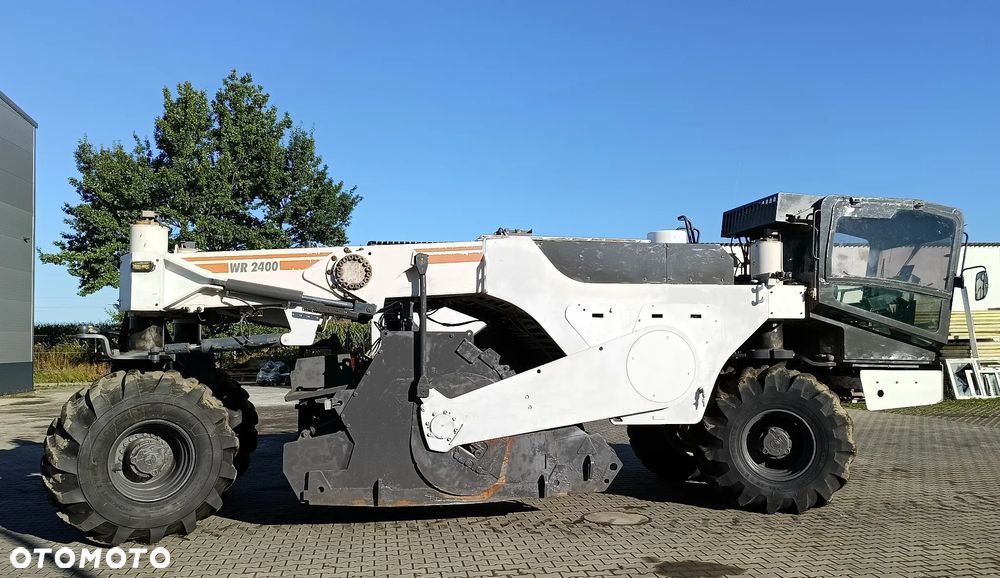 Wirtgen WR2400 - 2