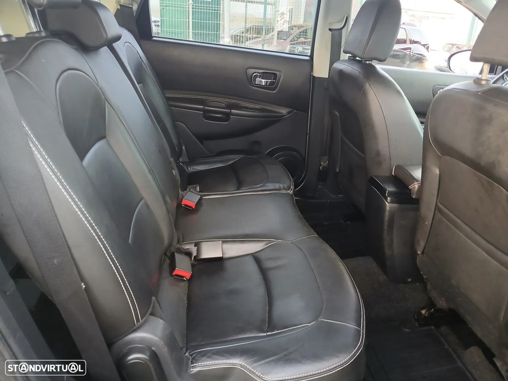 Nissan Qashqai +2 1.6 dCi Tekna Premium 18 360 S&S - 28