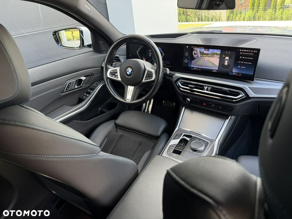 BMW Seria 3 320d xDrive M Sport Shadow sport - 16
