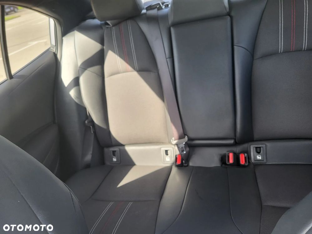 Toyota Corolla 1.8 Hybrid GR Sport - 16