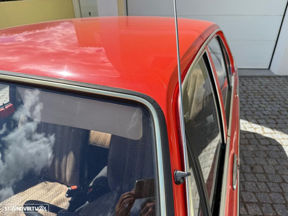 Ford Escort - 11