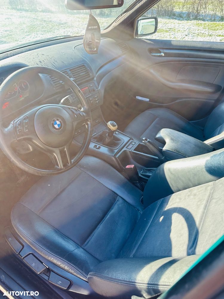BMW Seria 3 318i - 4