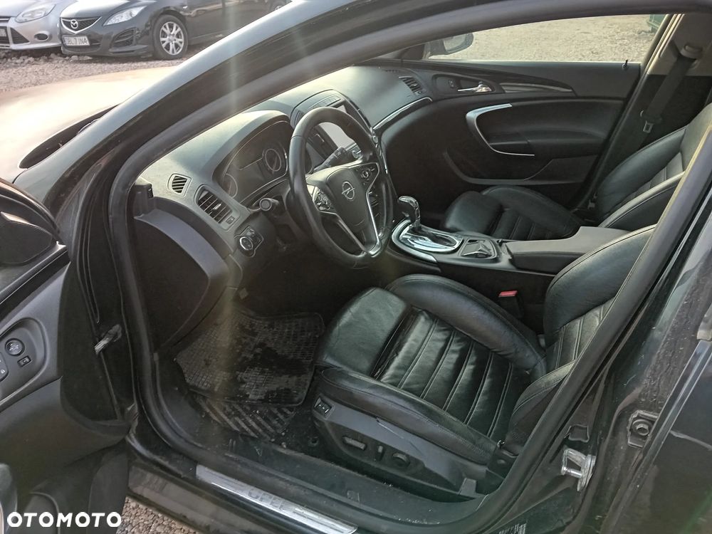 Opel Insignia - 11