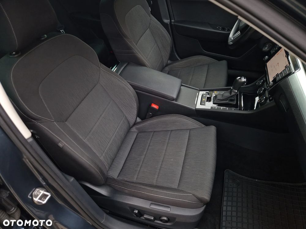 Skoda Superb 2.0 TDI DSG Style - 23
