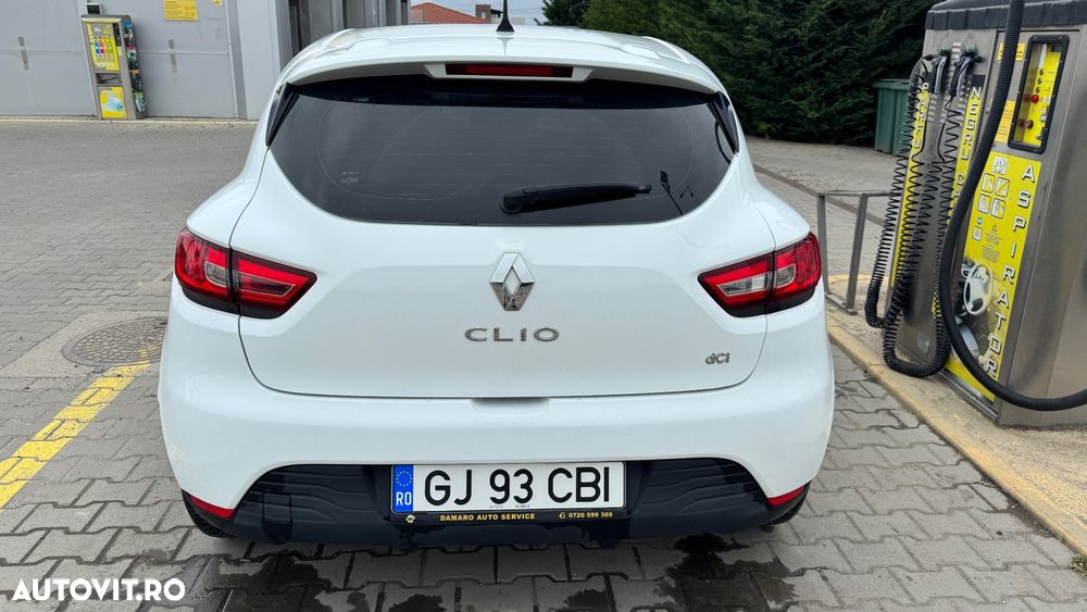 Renault Clio 1.5 dCi Zen - 9