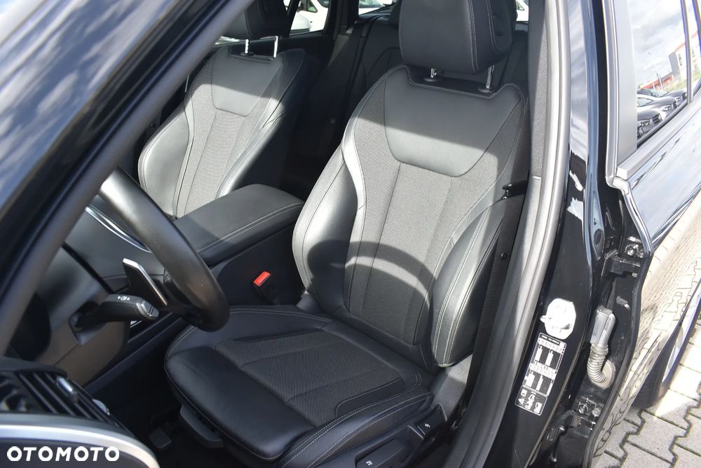 BMW X3 xDrive20i GPF Advantage - 10