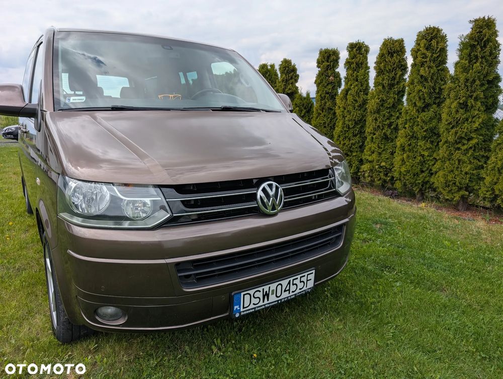 Volkswagen Caravelle - 7