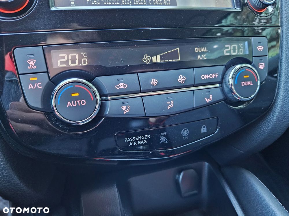 Nissan Qashqai 1.2 DIG-T N-Connecta - 28