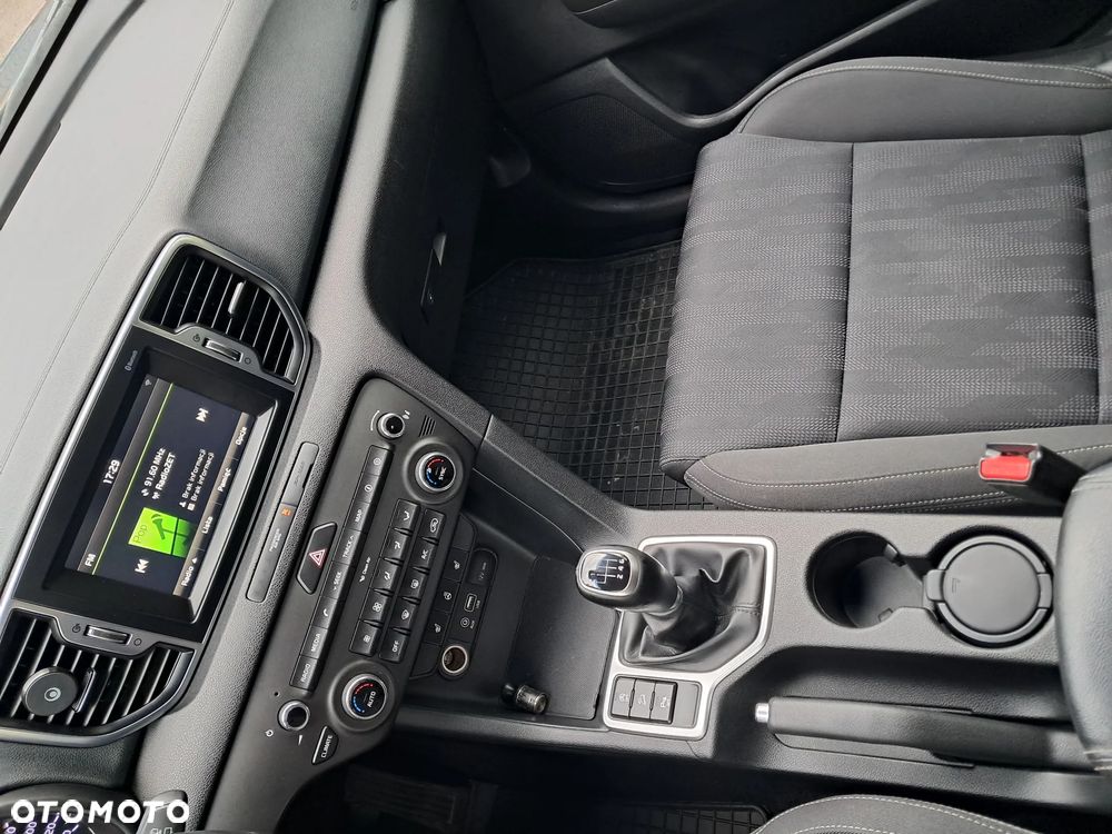 Kia Sportage 1.7 CRDI 2WD Edition 7 - 14