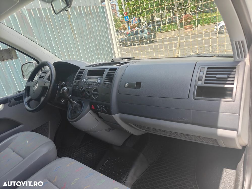 Volkswagen Transporter - 5
