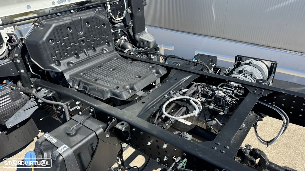 Mitsubishi Canter 3C13 Chassis-cabine - 21