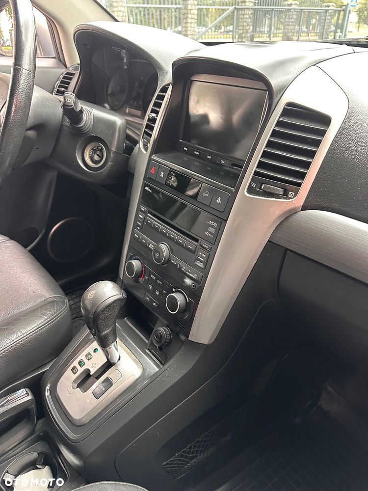 Chevrolet Captiva 2.0 4WD 7 Sitzer Automatik LT Exclusive - 32