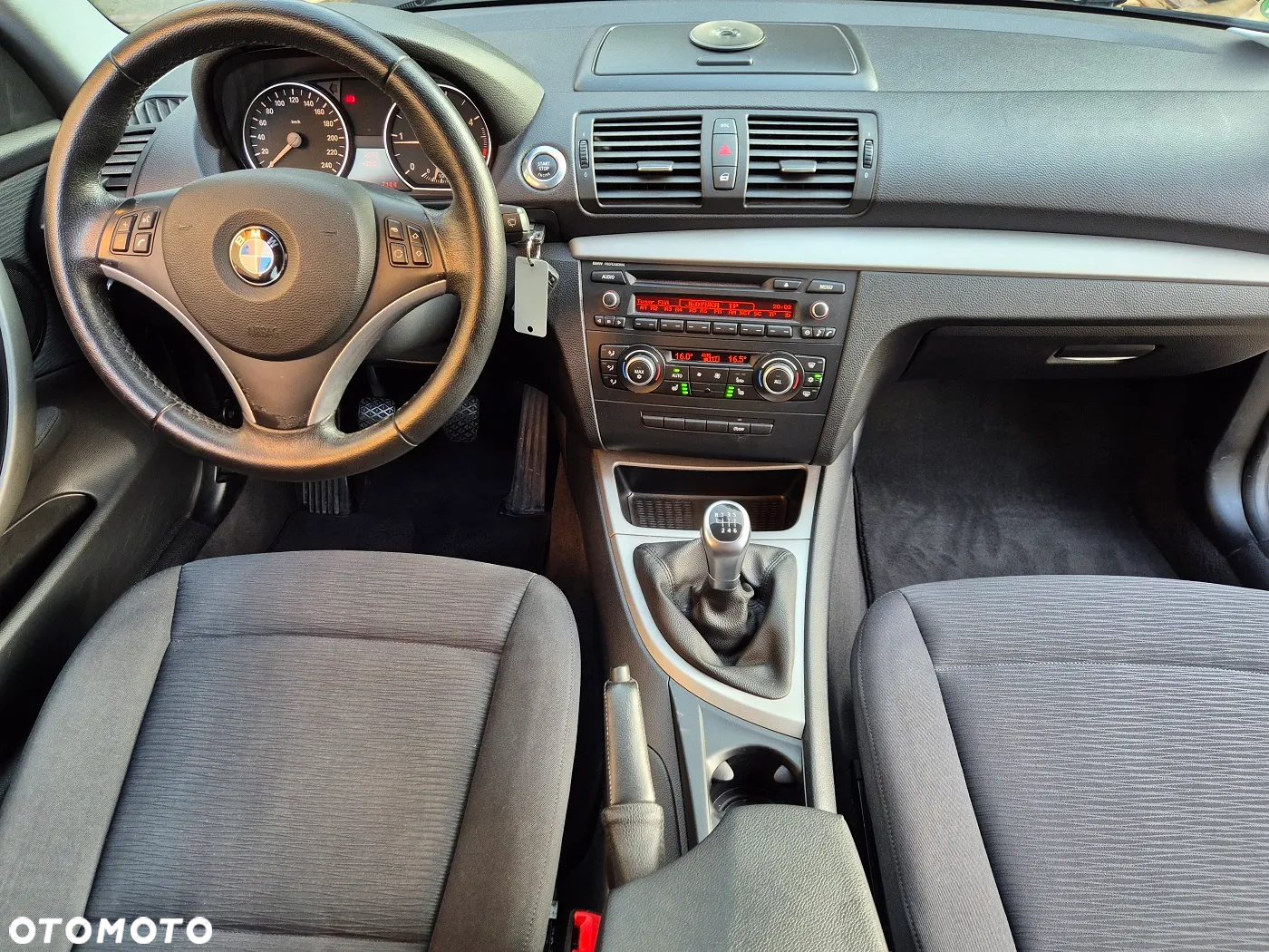 BMW Seria 1 - 26