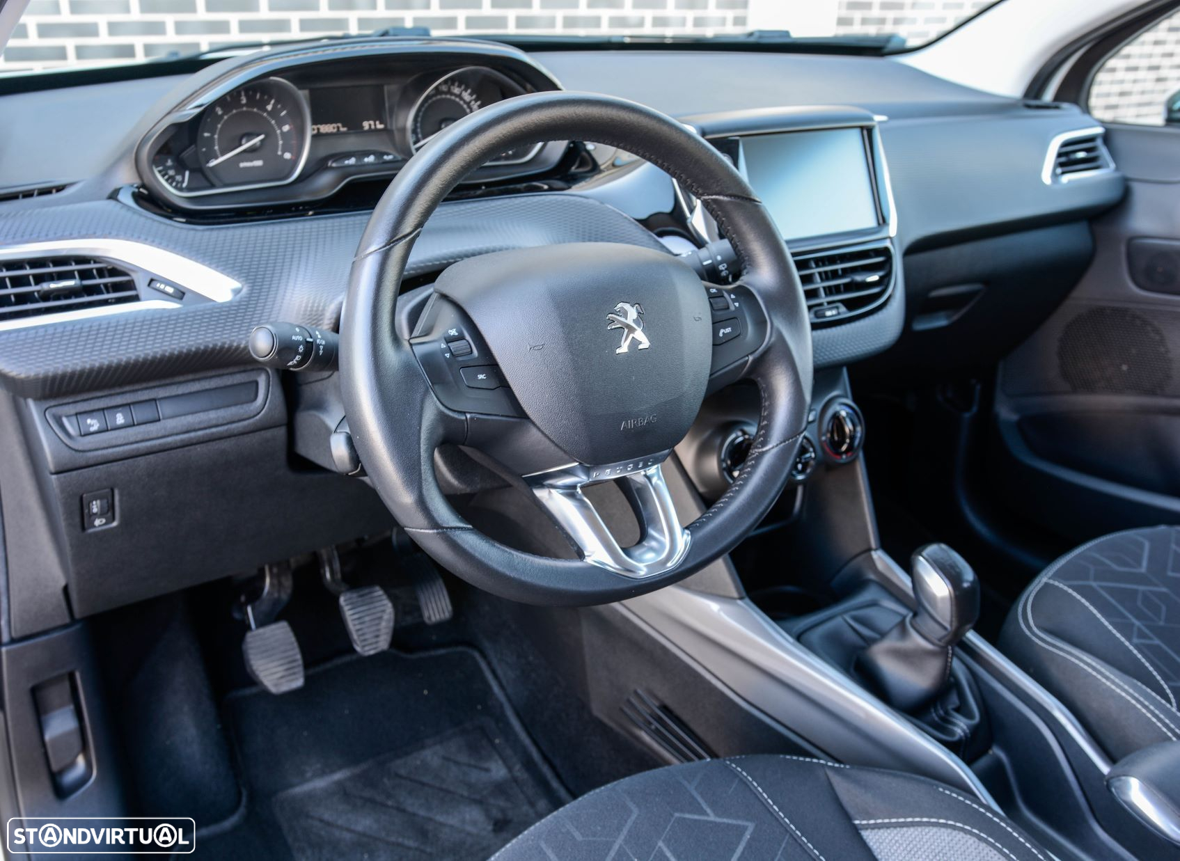 Peugeot 2008 1.5 BlueHDi Active - 26