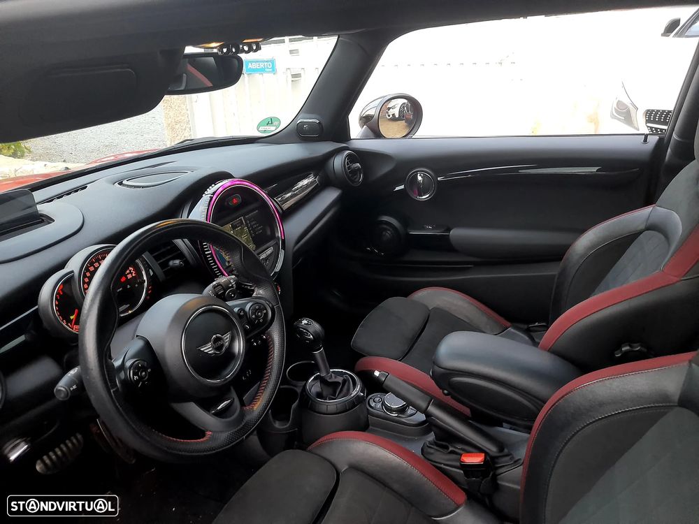 MINI 3 Portas John Cooper Works Auto Desportiva - 13