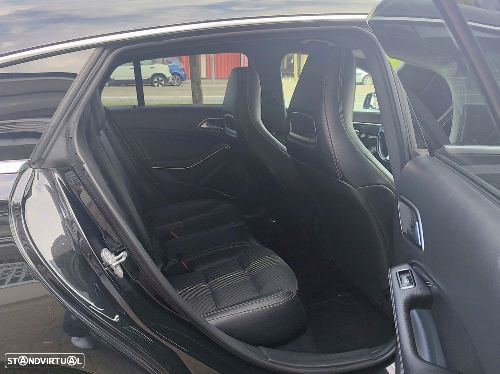 Mercedes-Benz CLA 200 d Shooting Brake Urban Aut. - 11