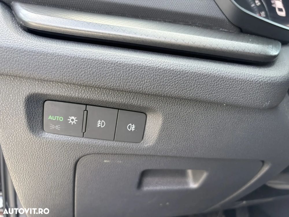 Skoda Octavia 2.0 TDI DSG Ambition - 22