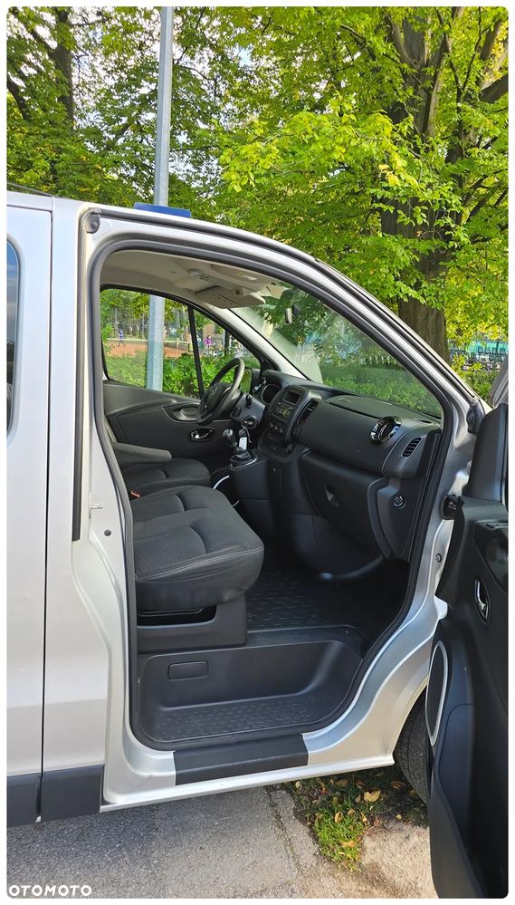 Opel Vivaro L2H1 2,9t Elegance - 22