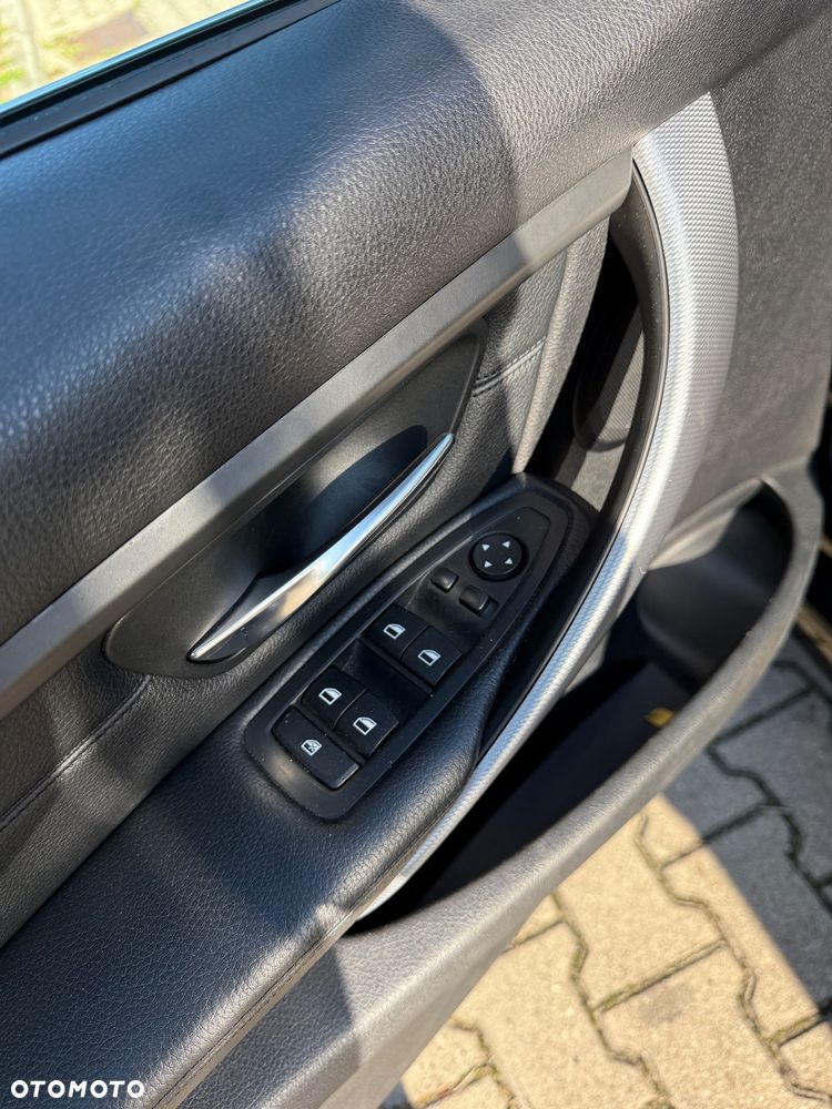 BMW Seria 3 330d - 9