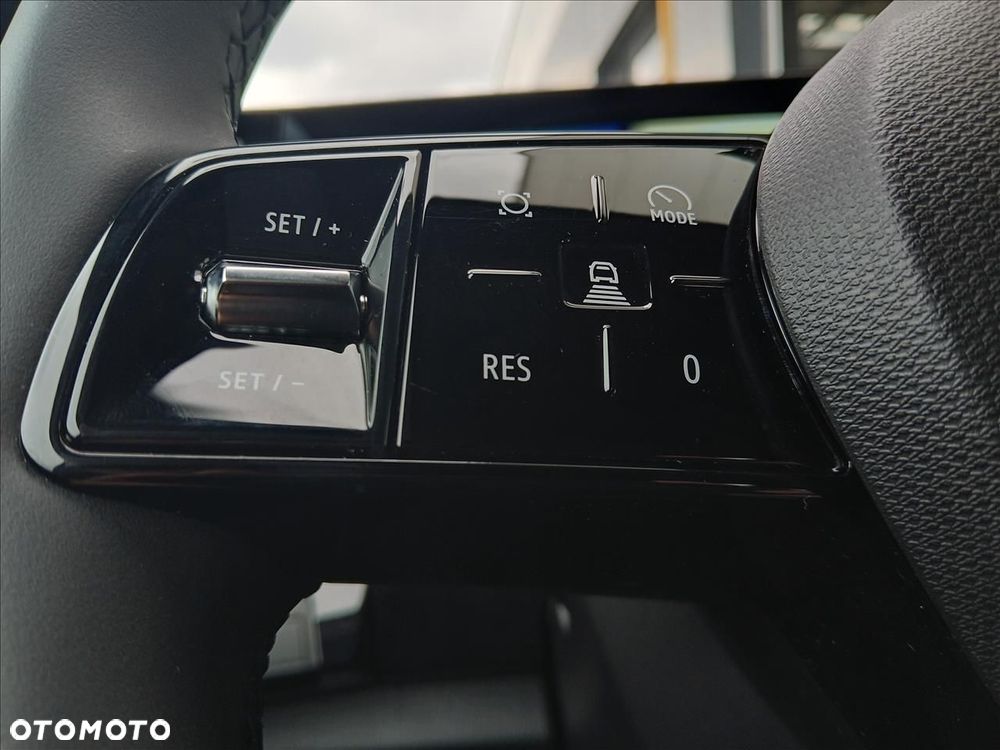 Renault Austral 1.3 TCe mHEV Evolution - 17