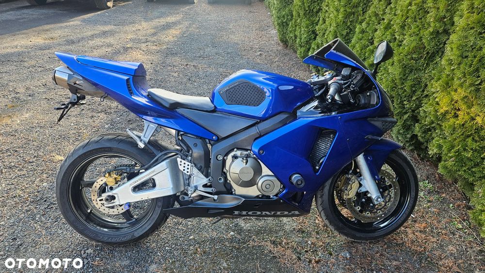 Honda CBR - 6