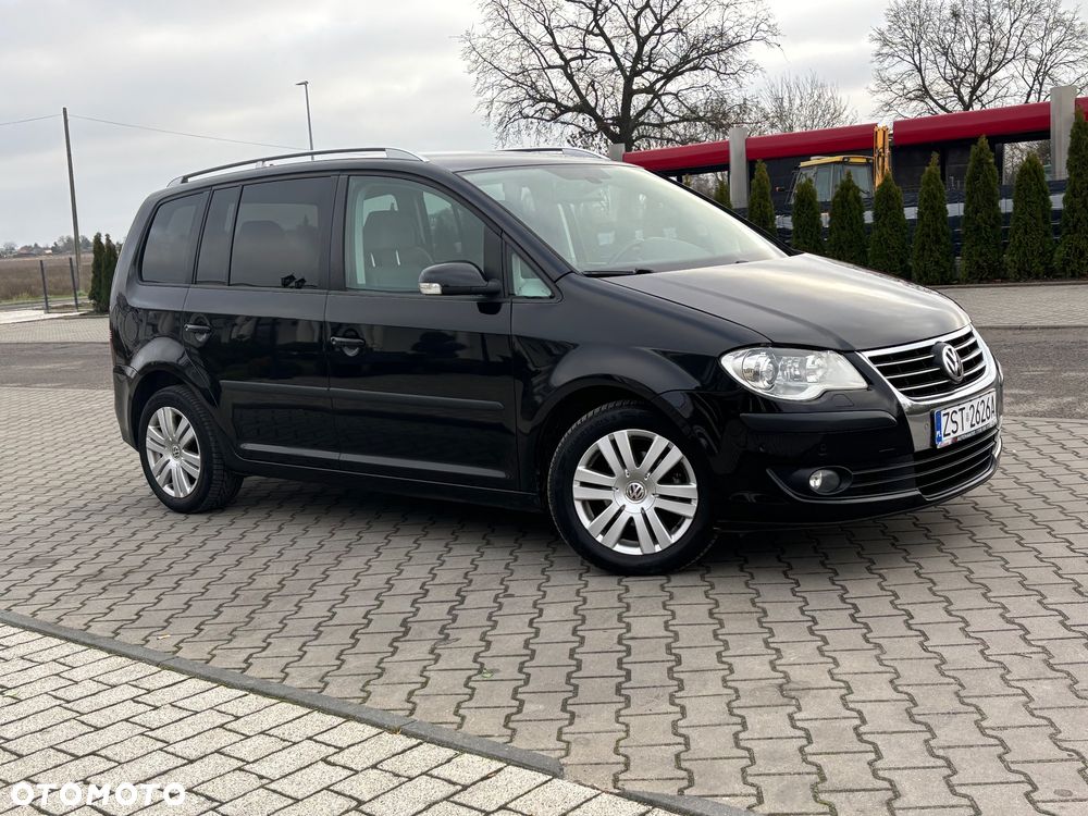 Volkswagen Touran 2.0 TDI DSG Highline - 40