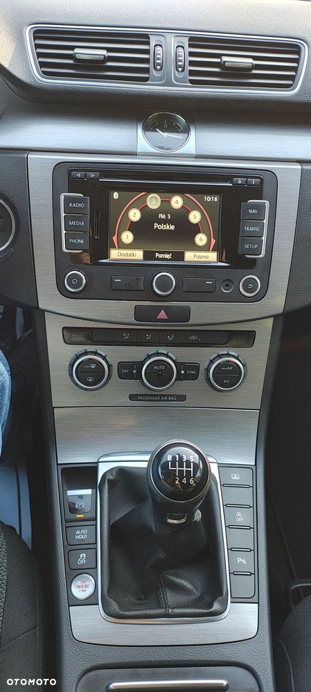 Volkswagen Passat 2.0 TDI Comfortline - 20
