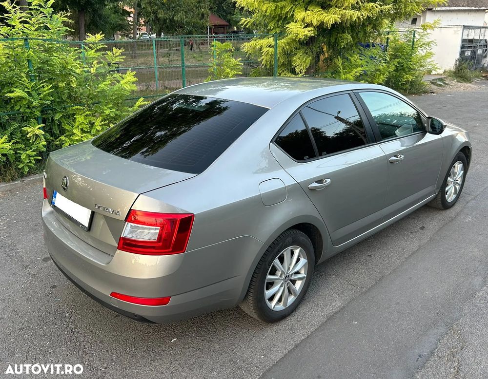 Skoda Octavia - 4