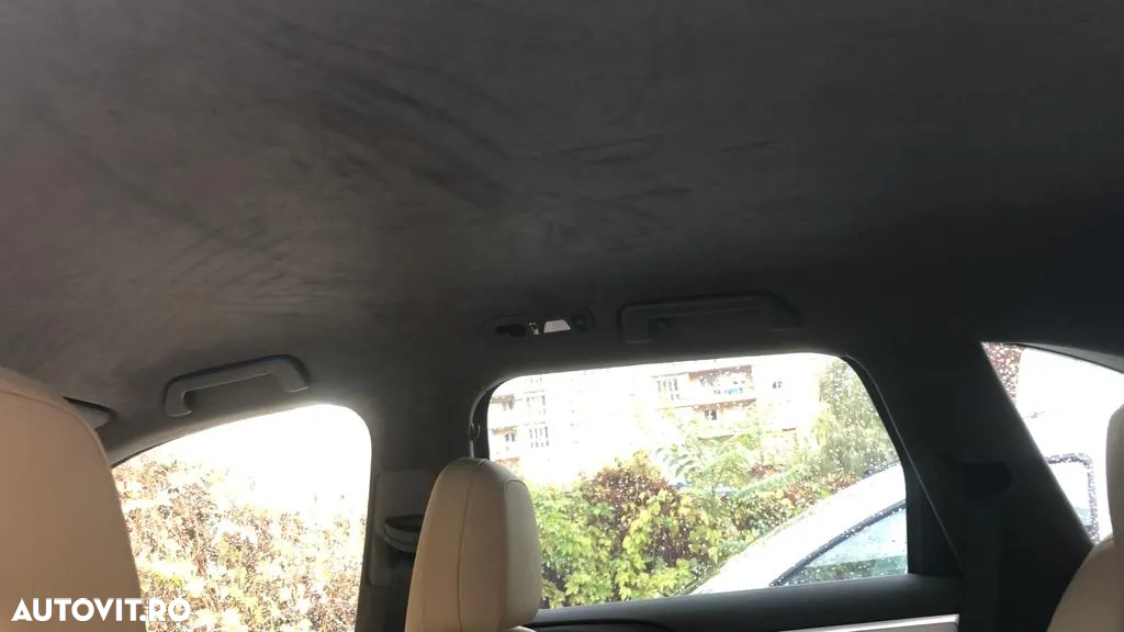 Porsche Cayenne 3.0 L - 16
